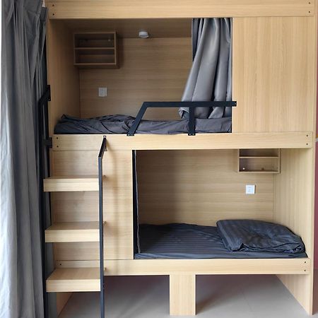 Arena Boutique Hotel Female Only Thongsala Ngoại thất bức ảnh