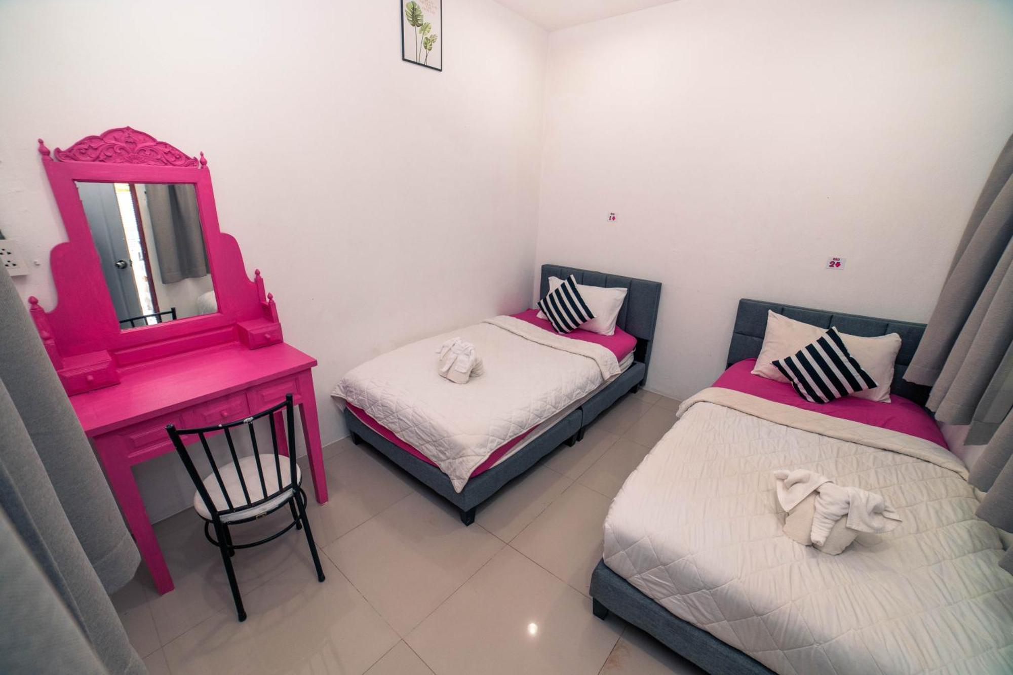 Arena Boutique Hotel Female Only Thongsala Ngoại thất bức ảnh