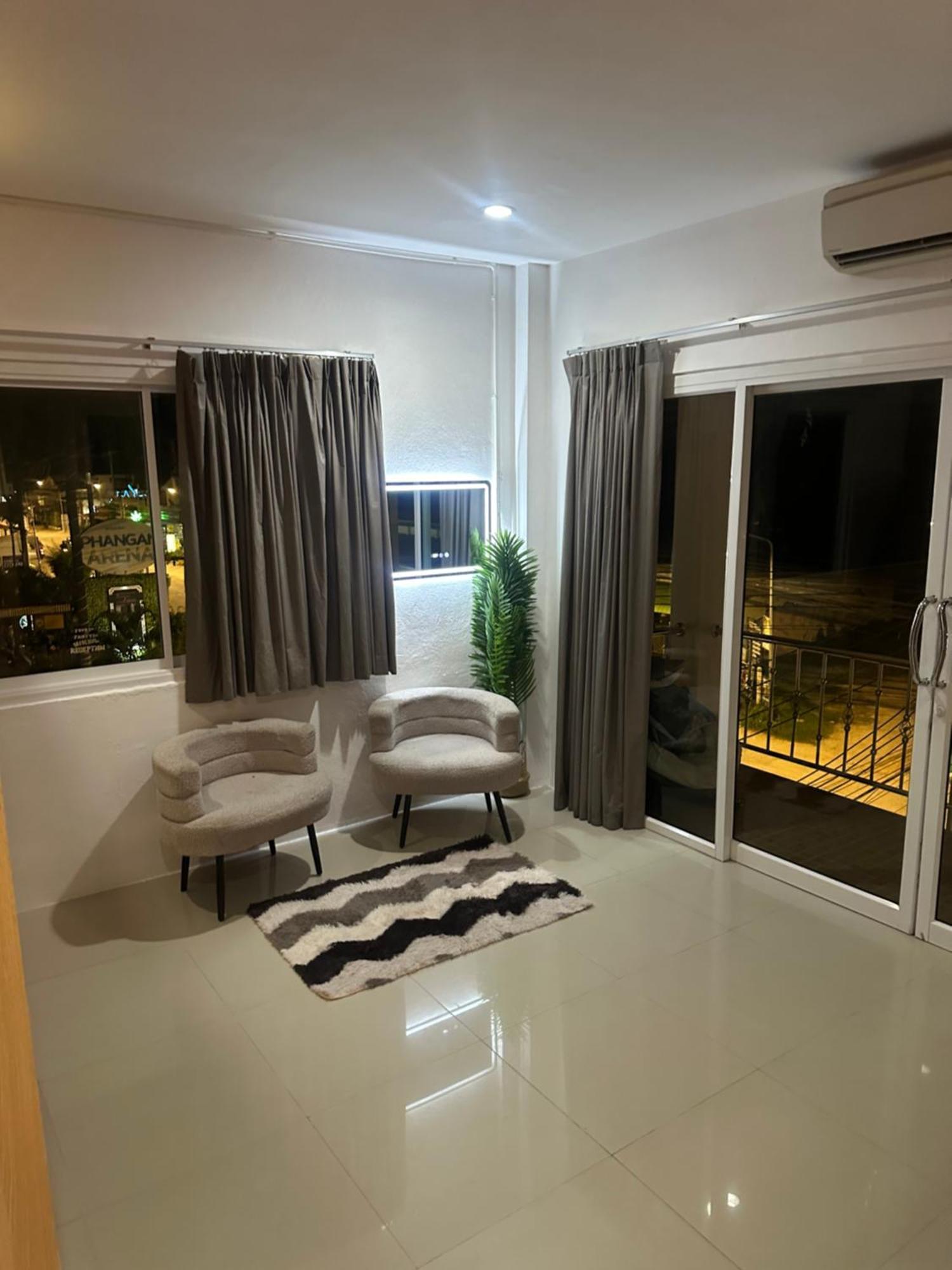 Arena Boutique Hotel Female Only Thongsala Ngoại thất bức ảnh